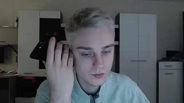 angryzan online show from 02/13/25, 07:45