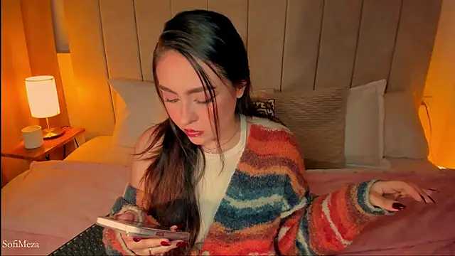 SofiMeza online show from 01/10/25, 12:06