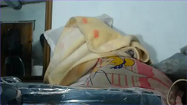 Snapshot of hairy_pussywet chatting on 12/05/25, 08:45 hairy pussywet online show from 12/05/25, 08:45