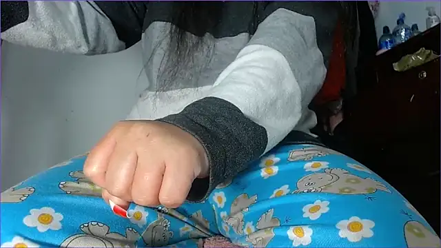 Snapshot of hairy_pussywet chatting on 01/11/26, 03:11 hairy pussywet online show from 01/11/26, 03:11