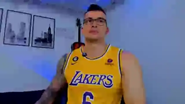 seancarreraa online show from 05/17/26, 04:14