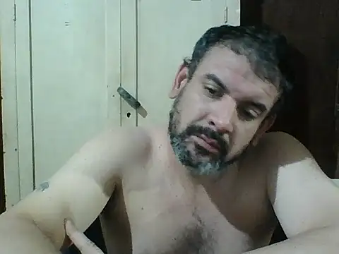 Rodrigo happy online show from 10/15/25, 02:01