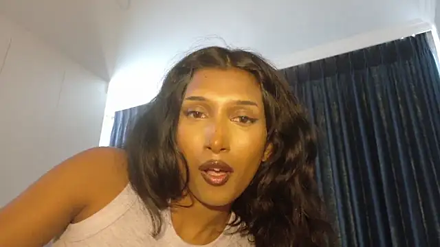 Snapshot of kawaiibabypie1 chatting on 12/18/25, 11:38 kawaiibabypie1 online show from 12/18/25, 11:38