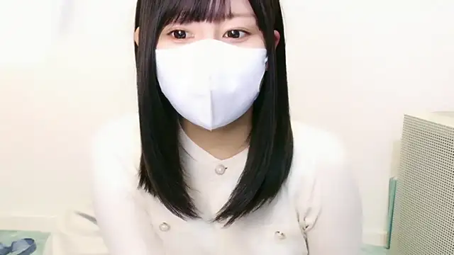 Snapshot of YUTSU_KI chatting on 11/01/25, 01:57 YUTSU KI online show from 11/01/25, 01:57