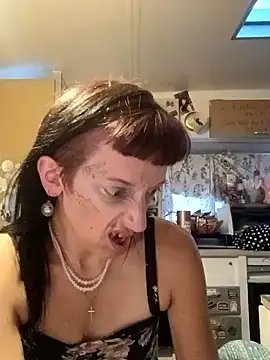 Snapshot of whitetrashdirtyslut chatting on 04/08/26, 02:50 whitetrashdirtyslut online show from 04/08/26, 02:50