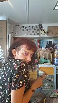 whitetrashdirtyslut online show from 06/16/26, 04:09