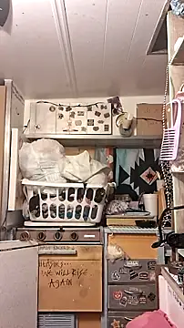 whitetrashdirtyslut online show from 06/20/26, 07:55