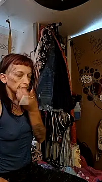 whitetrashdirtyslut online show from 06/28/26, 03:29