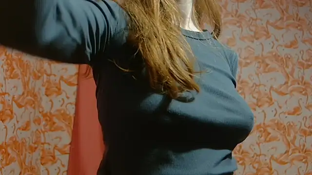 strawberrysmoothie online show from 01/04/25, 11:27