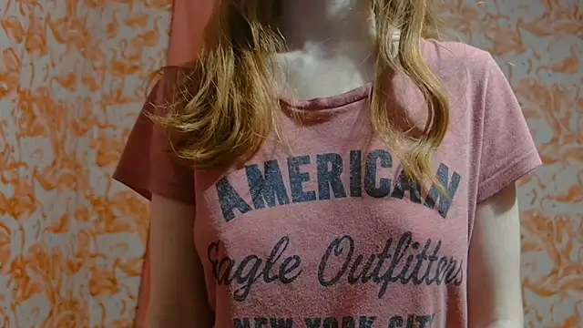 strawberrysmoothie online show from 01/19/25, 04:44