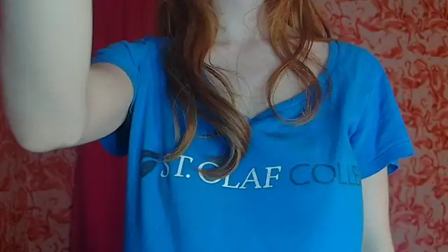 strawberrysmoothie online show from 02/01/25, 06:32