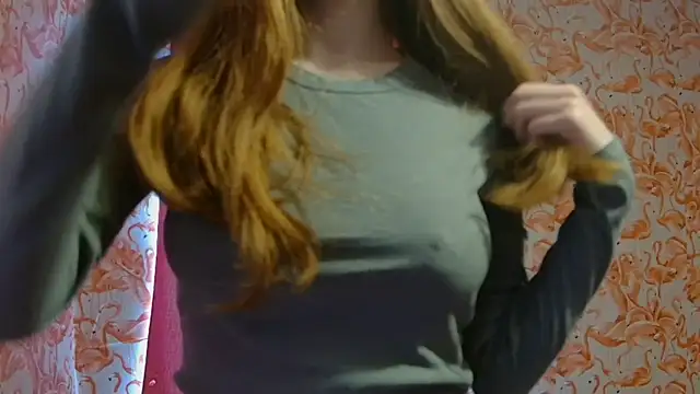 strawberrysmoothie online show from 03/09/25, 07:05