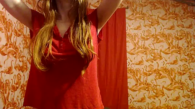 strawberrysmoothie online show from 09/17/25, 03:19