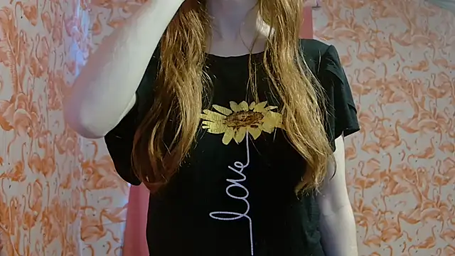 strawberrysmoothie online show from 09/18/25, 05:37