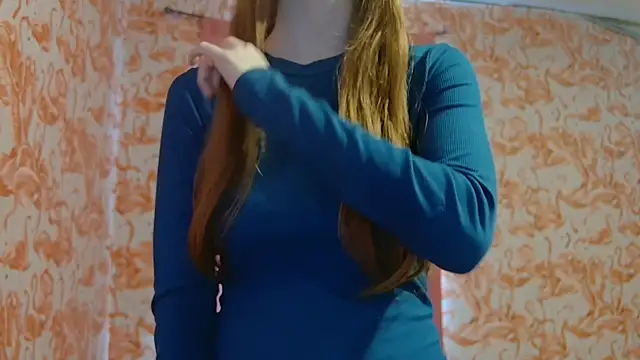 strawberrysmoothie online show from 10/24/25, 06:15