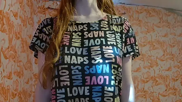 strawberrysmoothie online show from 11/06/25, 08:43