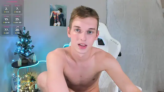 Snapshot of 4ever_dude chatting on 12/11/24, 08:36 4ever dude online show from 12/11/24, 08:36