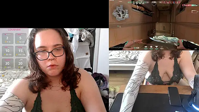 Snapshot of playvalorantwithmenow chatting on 07/02/26, 04:57 playvalorantwithmenow online show from 07/02/26, 04:57