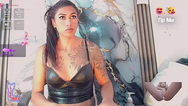 khiara moretti online show from 06/29/26, 11:43