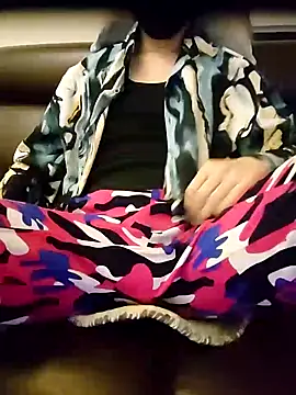 Snapshot of --MIKASA-- chatting on 02/06/25, 04:03 --MIKASA-- online show from 02/06/25, 04:03