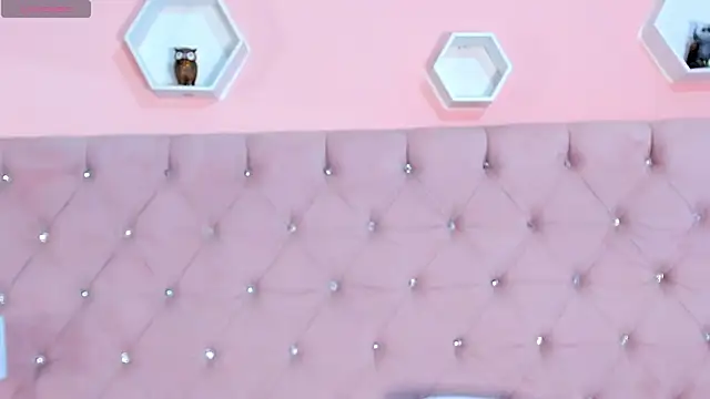 Agathaargent  online show from 03/21/25, 04:49