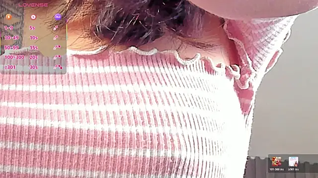 Snapshot of Agathaargent_ chatting on 01/15/26, 12:54 Agathaargent online show from 01/15/26, 12:54