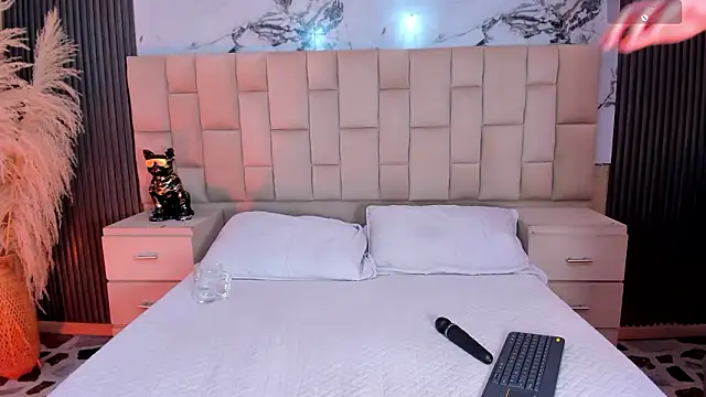 Snapshot of Agathaargent_ chatting on 03/08/26, 02:04 Agathaargent online show from 03/08/26, 02:04