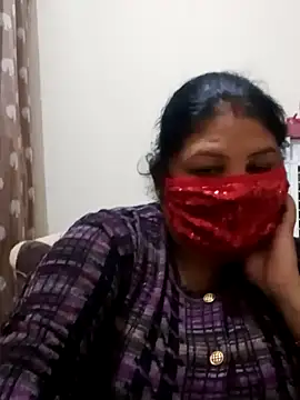 Shoni   online show from 12/17/24, 06:09