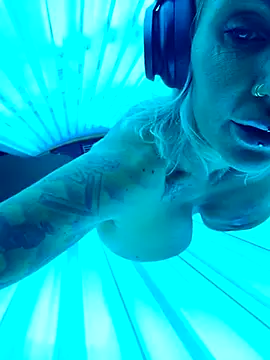 Ninasweden online show from 03/15/25, 08:43