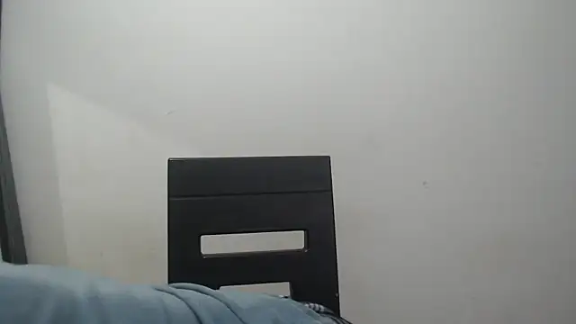 Snapshot of Venus_Santana chatting on 10/15/25, 06:19 Venus Santana online show from 10/15/25, 06:19