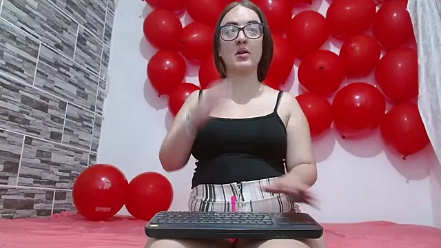 Snapshot of Venus_Santana chatting on 02/23/26, 04:48 Venus Santana online show from 02/23/26, 04:48