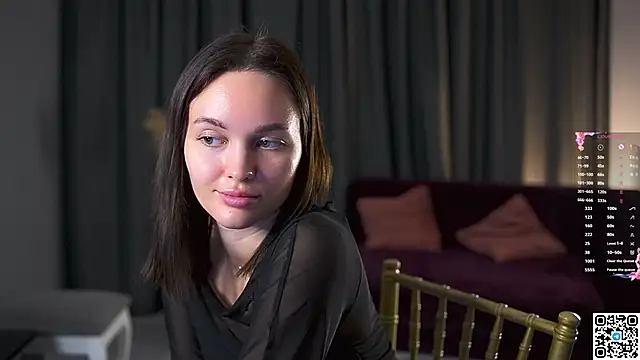 Snapshot of AnneKlint chatting on 12/09/24, 02:28 AnneKlint online show from 12/09/24, 02:28