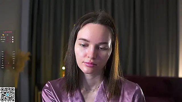 Snapshot of AnneKlint chatting on 01/05/25, 05:09 AnneKlint online show from 01/05/25, 05:09