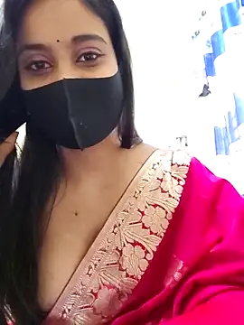 Snapshot of SimaRoy- chatting on 02/18/25, 04:15 SimaRoy- online show from 02/18/25, 04:15