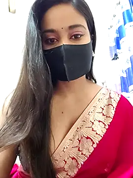 Snapshot of SimaRoy- chatting on 02/19/25, 01:29 SimaRoy- online show from 02/19/25, 01:29