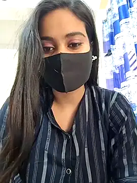 Snapshot of SimaRoy- chatting on 02/26/25, 01:43 SimaRoy- online show from 02/26/25, 01:43