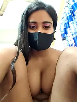 Snapshot of SimaRoy- chatting on 03/18/25, 01:21 SimaRoy- online show from 03/18/25, 01:21