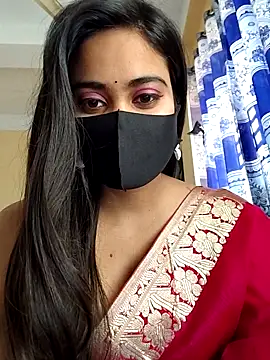 Snapshot of SimaRoy- chatting on 03/19/25, 08:01 SimaRoy- online show from 03/19/25, 08:01