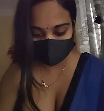 Snapshot of SimaRoy- chatting on 10/22/25, 12:44 SimaRoy- online show from 10/22/25, 12:44