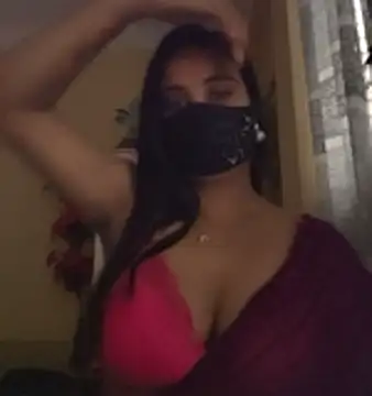 Snapshot of SimaRoy- chatting on 11/05/25, 01:16 SimaRoy- online show from 11/05/25, 01:16