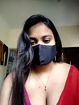 Snapshot of SimaRoy- chatting on 03/17/26, 06:39 SimaRoy- online show from 03/17/26, 06:39