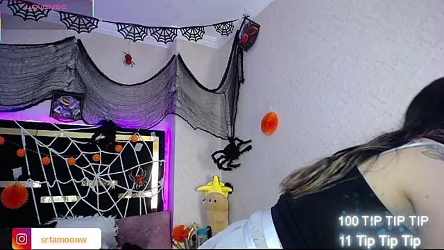 Moon Water   online show from 10/22/25, 11:43