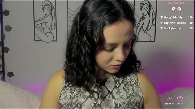 Megan Rodrigo online show from 02/01/25, 11:58