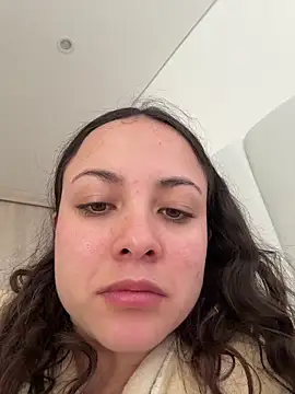 Megan Rodrigo online show from 06/01/26, 01:02