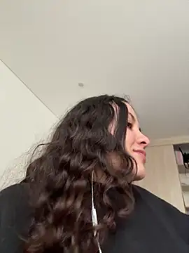 Megan Rodrigo online show from 06/06/26, 02:33