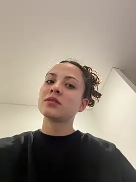 Megan Rodrigo online show from 06/11/26, 04:21