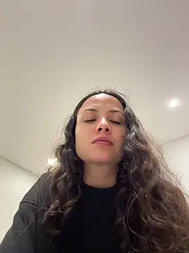 Megan Rodrigo online show from 06/25/26, 04:45