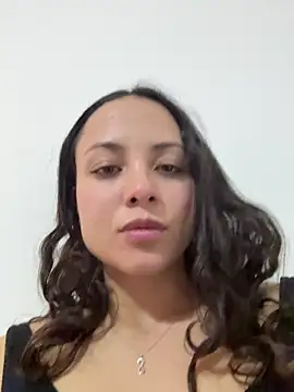 Megan Rodrigo online show from 06/25/26, 10:03