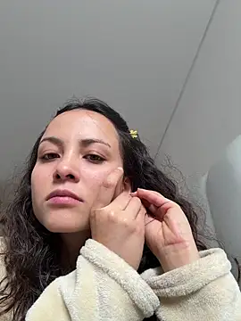 Megan Rodrigo online show from 06/26/26, 05:39