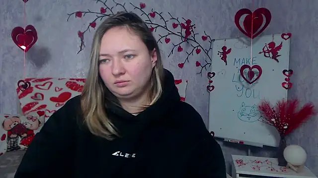 Snapshot of SallyVerda chatting on 01/31/26, 08:40 SallyVerda online show from 01/31/26, 08:40